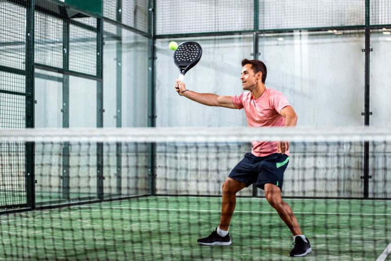 comment s'échauffer au padel