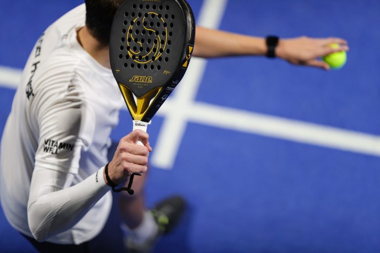 les bases de la tactique au padel